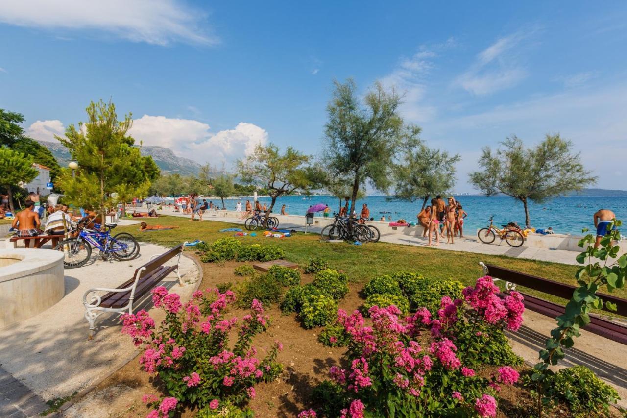 Seafront Apartments Karlo คาชเตลา ภายนอก รูปภาพ